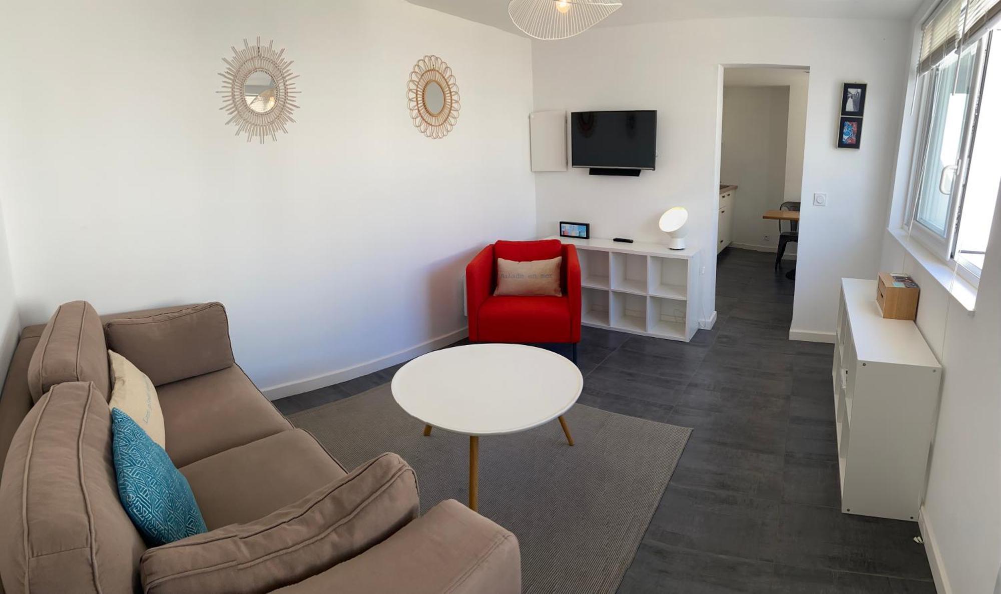 Votre Mini Maison En Plein Coeur Du Centre Ville -Terrasse - Et Parking Prive Sur Place Clos - Draps Et Menage Inclus Concarneau Bagian luar foto